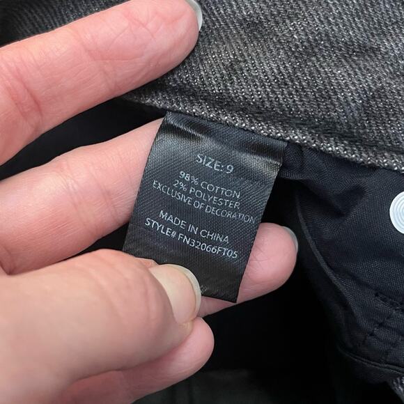 Fashion Nova Dazzle Dazzle Rhinestone Denim Shorts Size 9 Gray Cutoff Concert - Picture 6 of 9